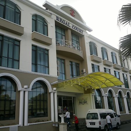 Regal Court Hotel Kuching Exterior photo