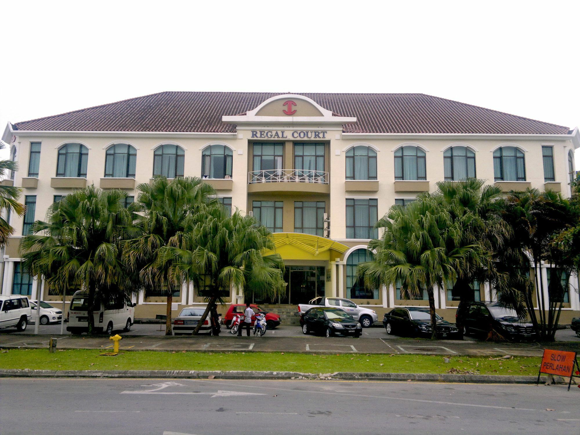Regal Court Hotel Kuching Exterior photo